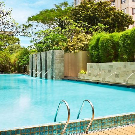 El Hotel Jakarta Luaran gambar