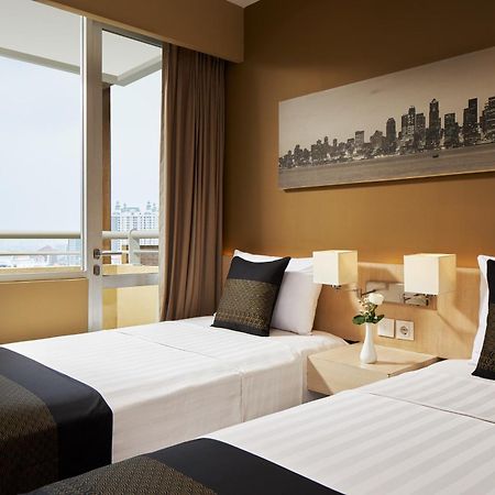 El Hotel Jakarta Luaran gambar
