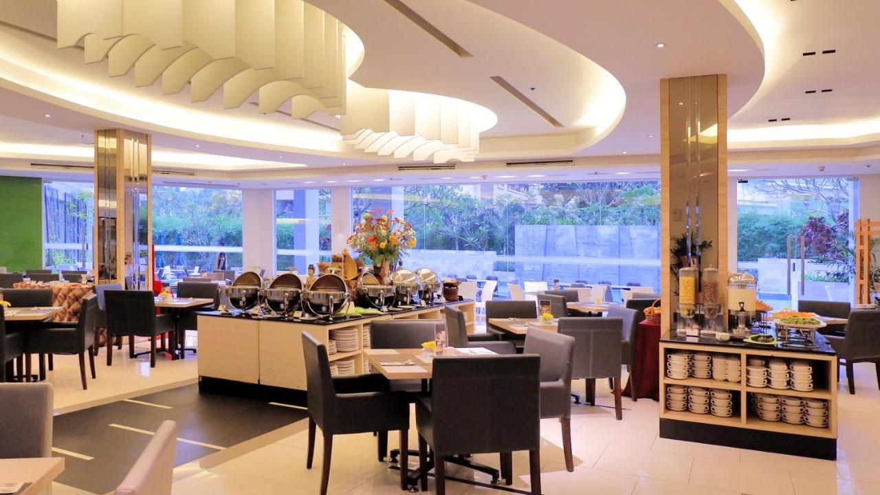El Hotel Jakarta Luaran gambar