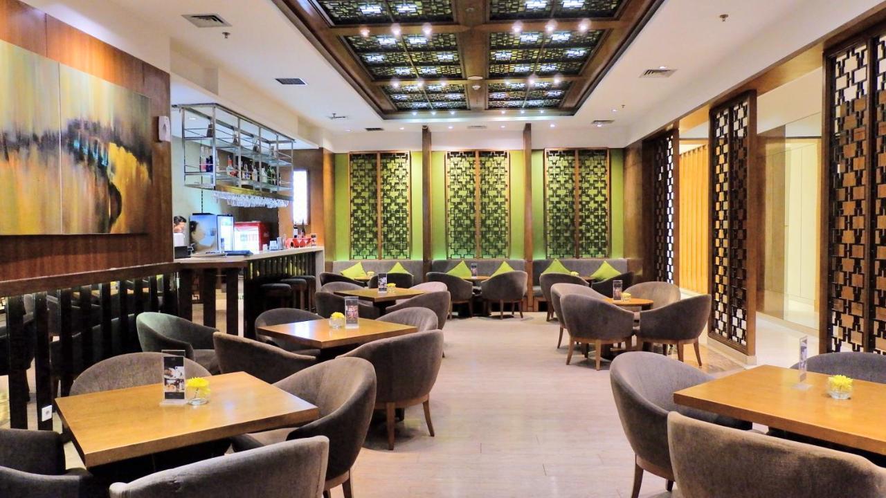 El Hotel Jakarta Luaran gambar