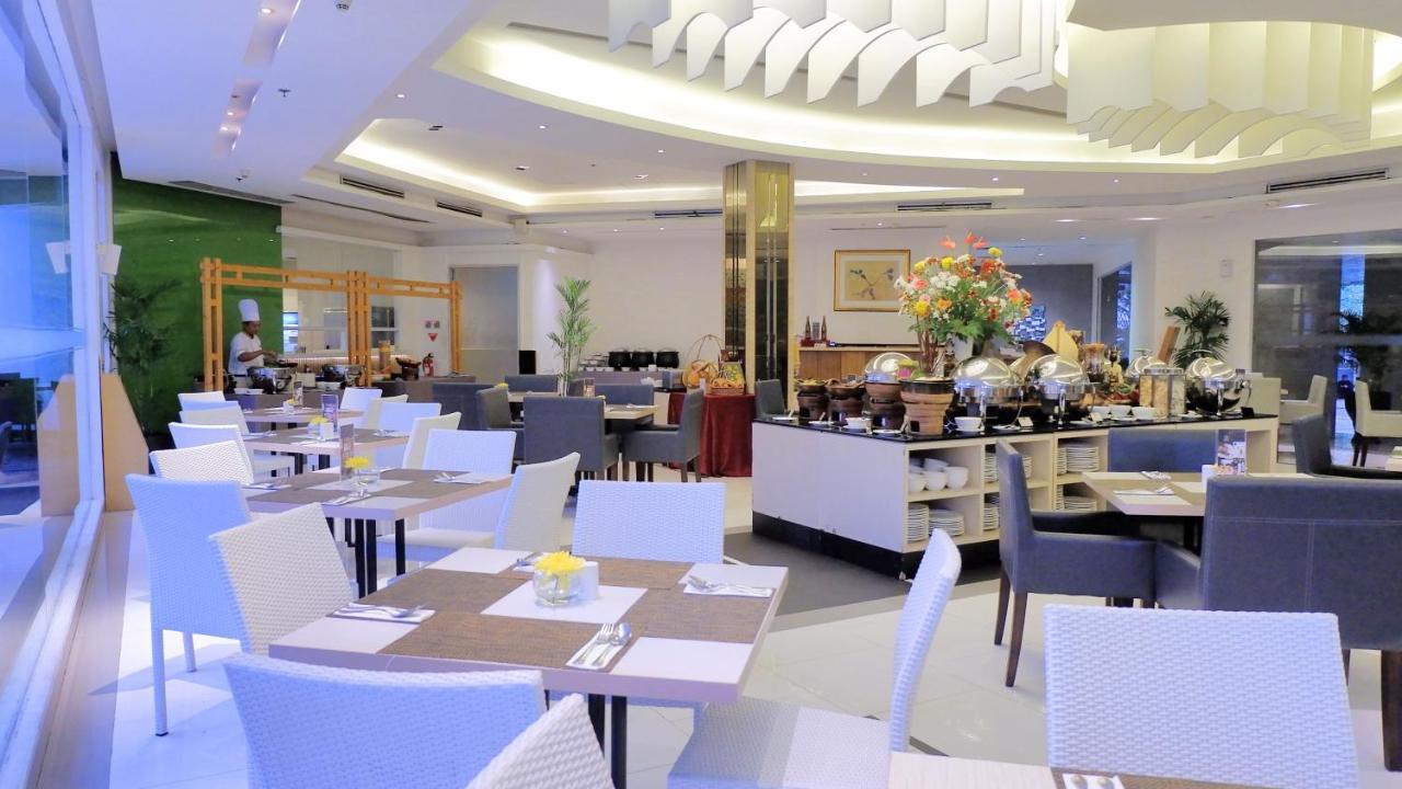 El Hotel Jakarta Luaran gambar