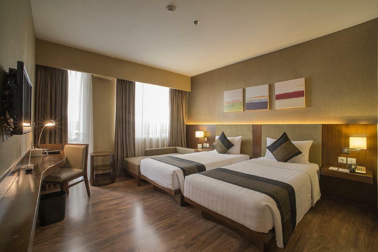 El Hotel Jakarta Luaran gambar