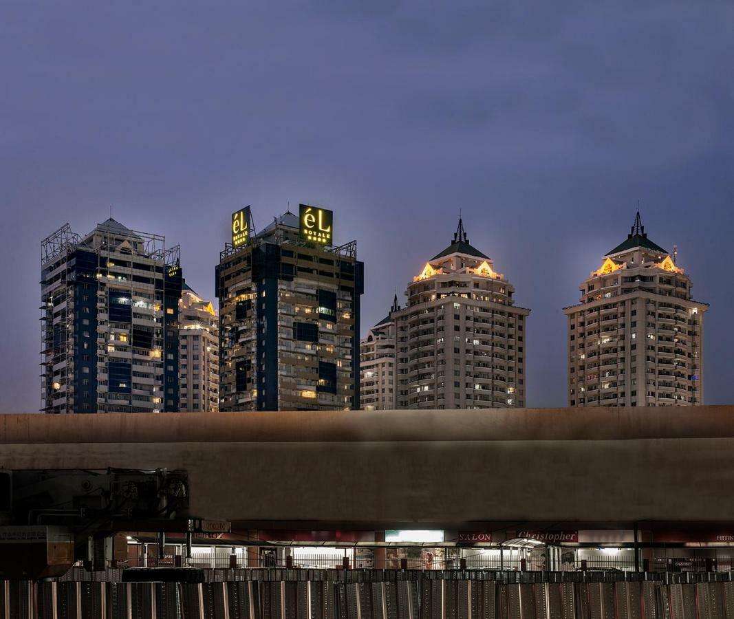 El Hotel Jakarta Luaran gambar